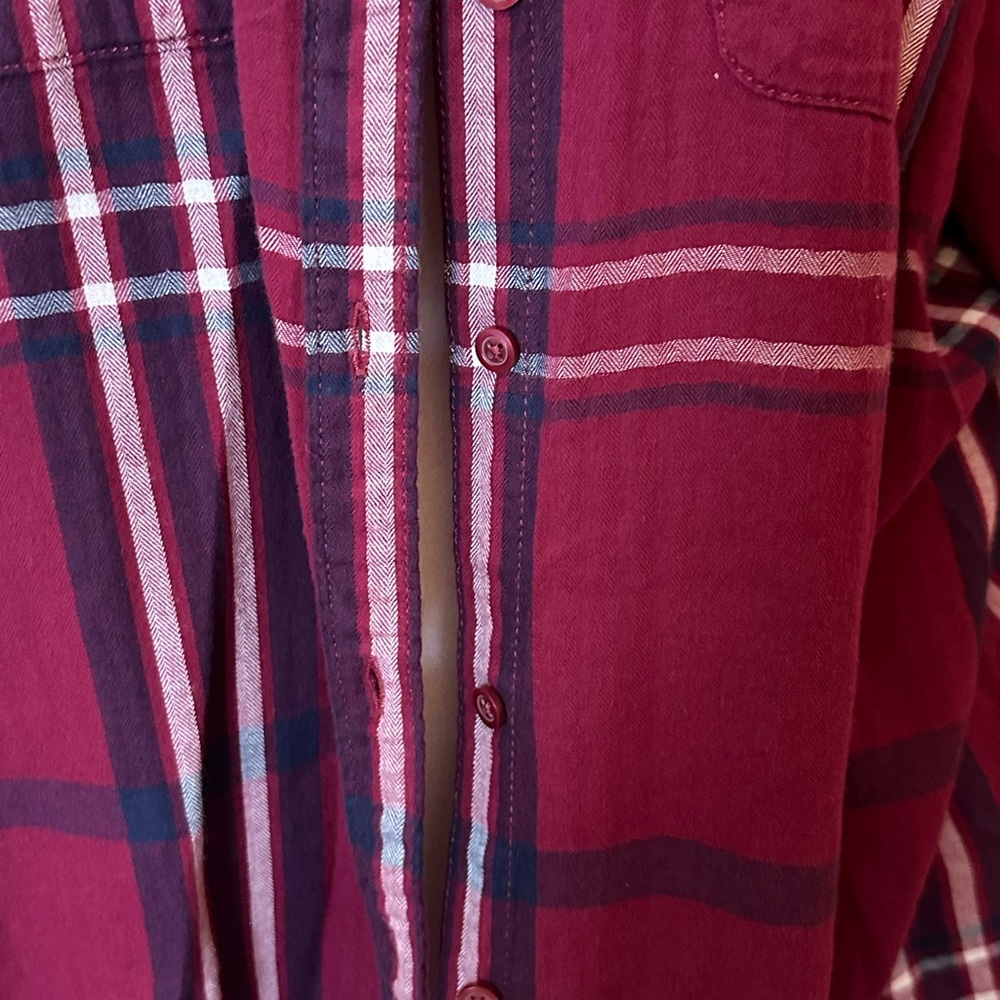 Shirt - Picture 6 of 6